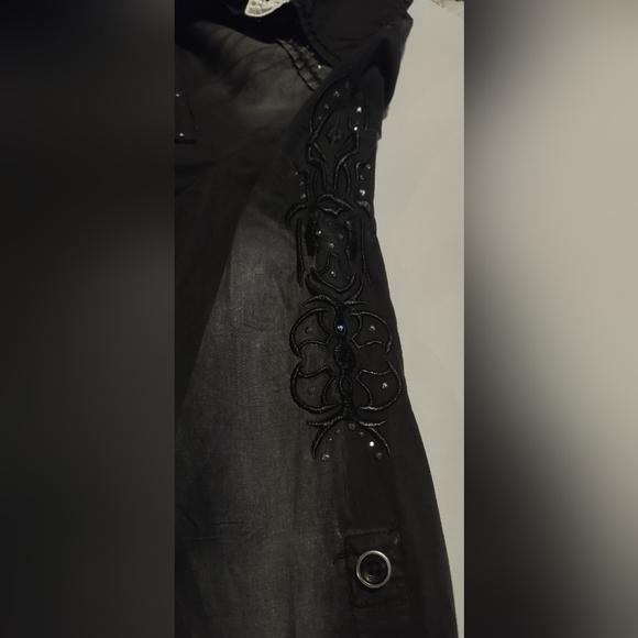 Roar Western Glitz Long Sleeve Button Up Embroidered Black Sz large NWT - Picture 11 of 13